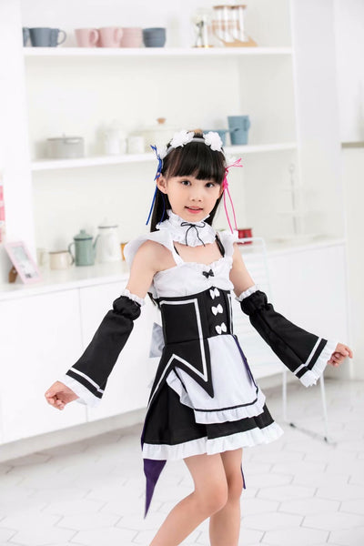 Anime cosplay maid outfit